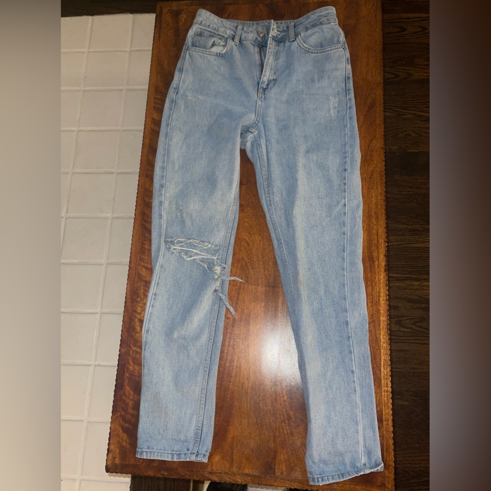 High waisted/mom jeans